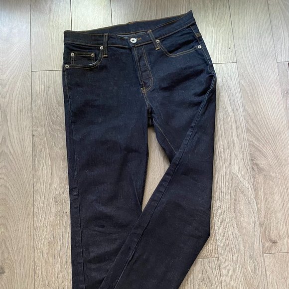 NWOT Relaxed Fit Dark Blue Jeans - Picture 1 of 9